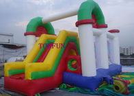 屋外の子供の楽しいゲームのコンボの膨脹可能な跳躍の城ポリ塩化ビニールの防水シート